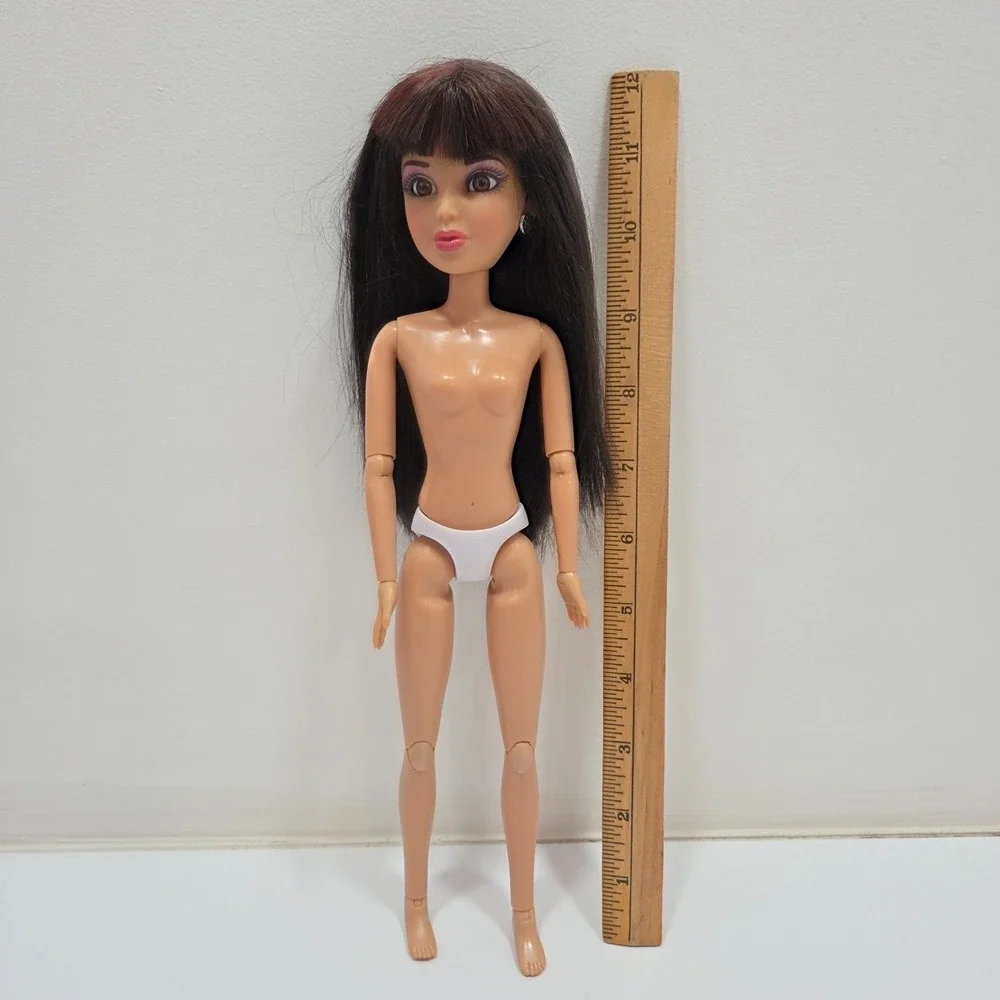 Liv Doll Daniela & DJ Spin Master Nude Doll W/ Brown/Red Wig & Earrings Only